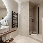Hotel Le Madame By Sweett 4*