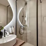 Le Madame By Sweett Hotel