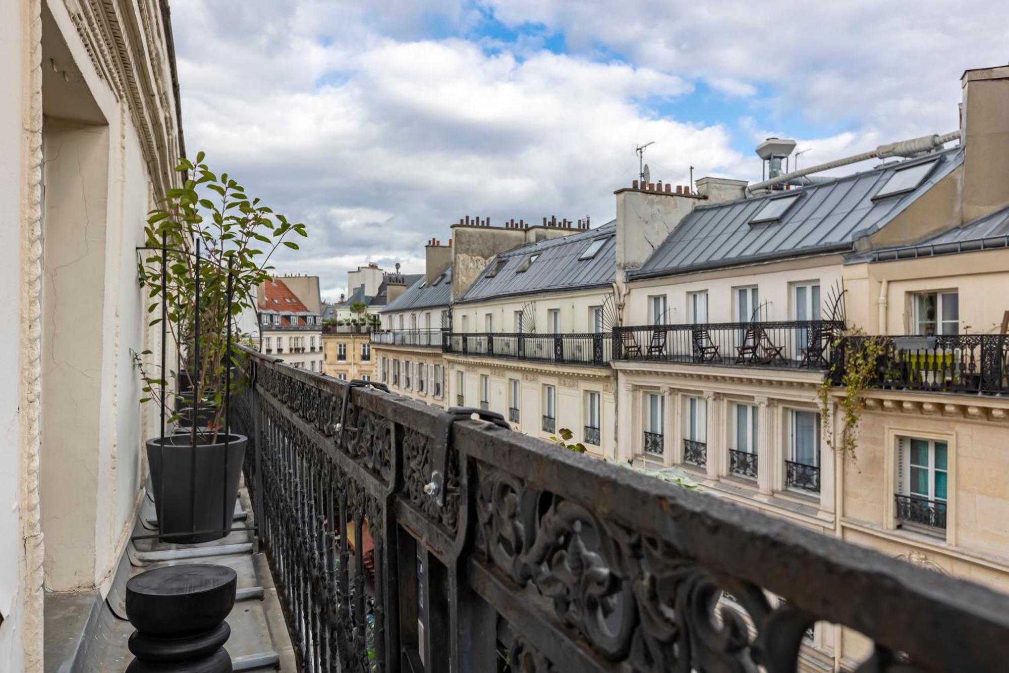 Le Madame By Sweett 4*