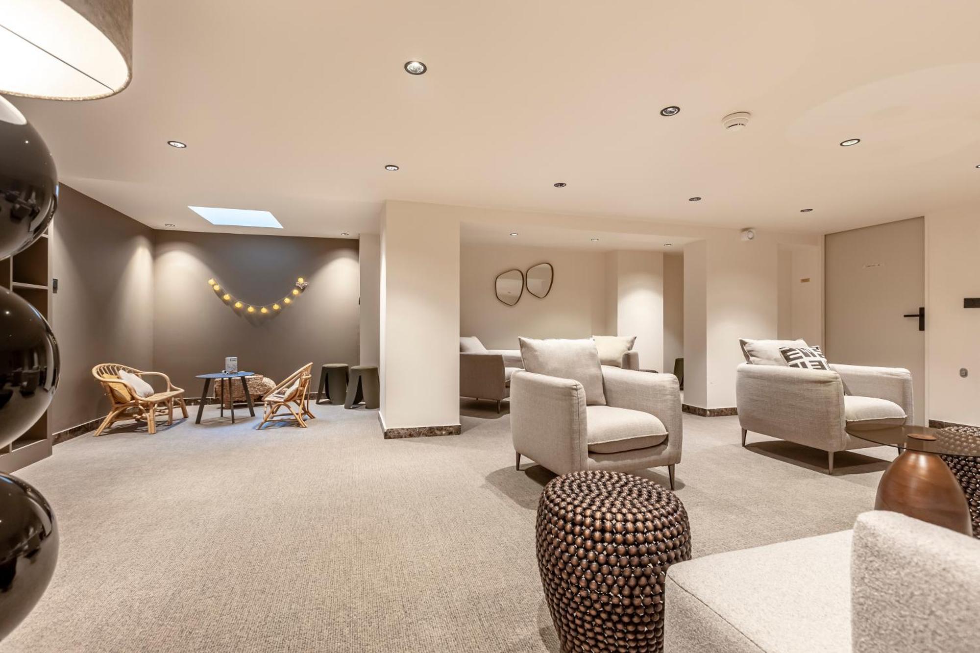 Le Madame By Sweett 4*