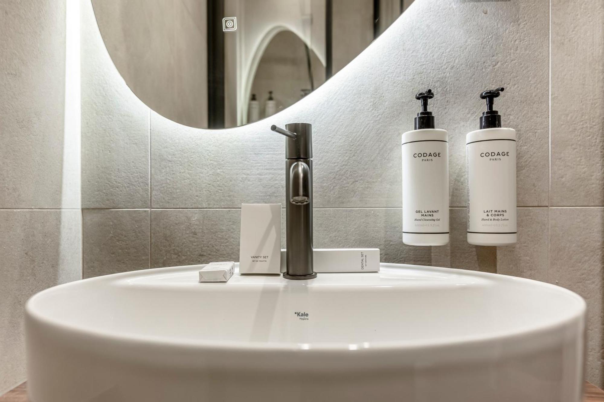 Le Madame By Sweett Hotel Parigi